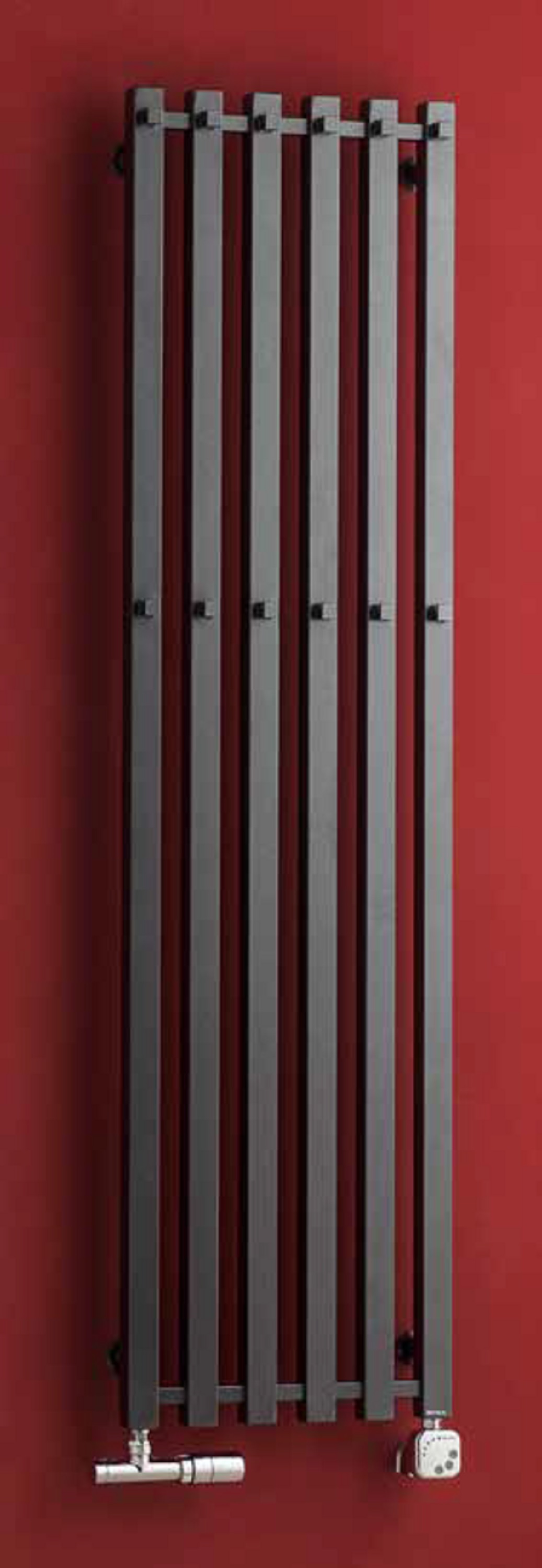 P.M.H. Pluto calorifer de baie decorativ 150x38.5 cm negru P2BL/6